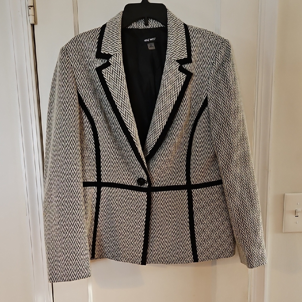 Nine West Black and White Patterned Blazer
